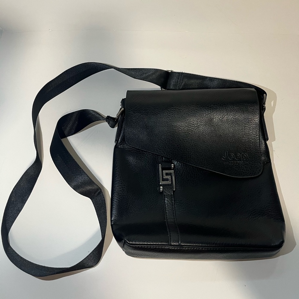 JEEP BULUO Black Leather Crossbody Messenger Bag